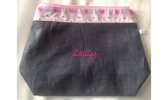 Toilet bag for girl