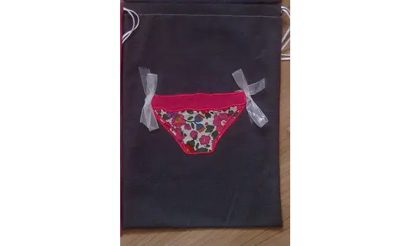 Pochette maillot mouillé fille
