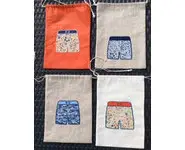 Wet swimming suit clutch